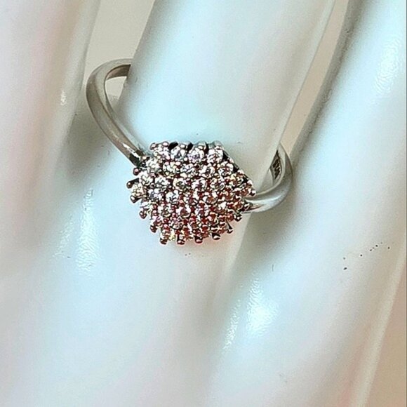 925 Sterling Silver Ring Sz 7 with Moissanite Gemstones - Picture 7 of 12